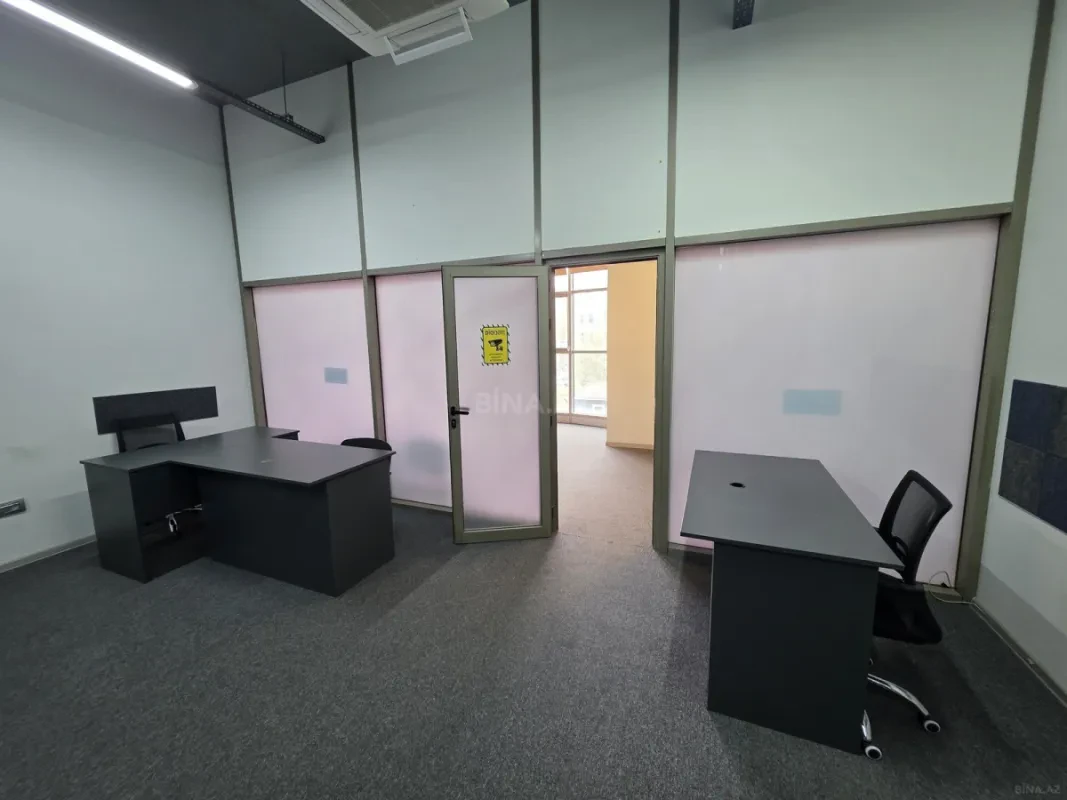 Kirayə verilir 2 otaqlı ofis 65 m²