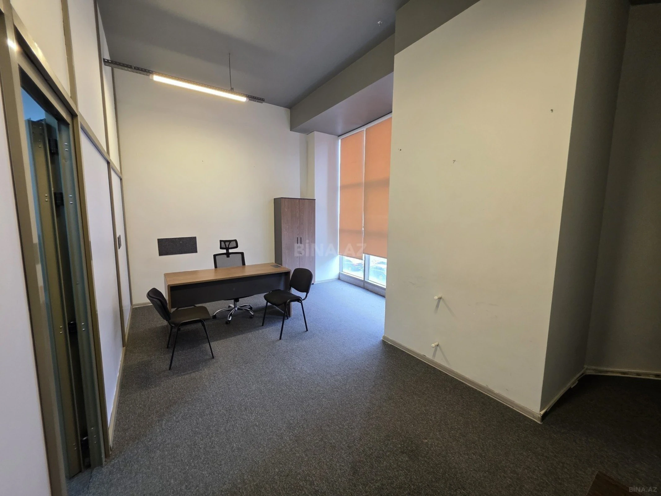 Kirayə verilir 2 otaqlı ofis 65 m²