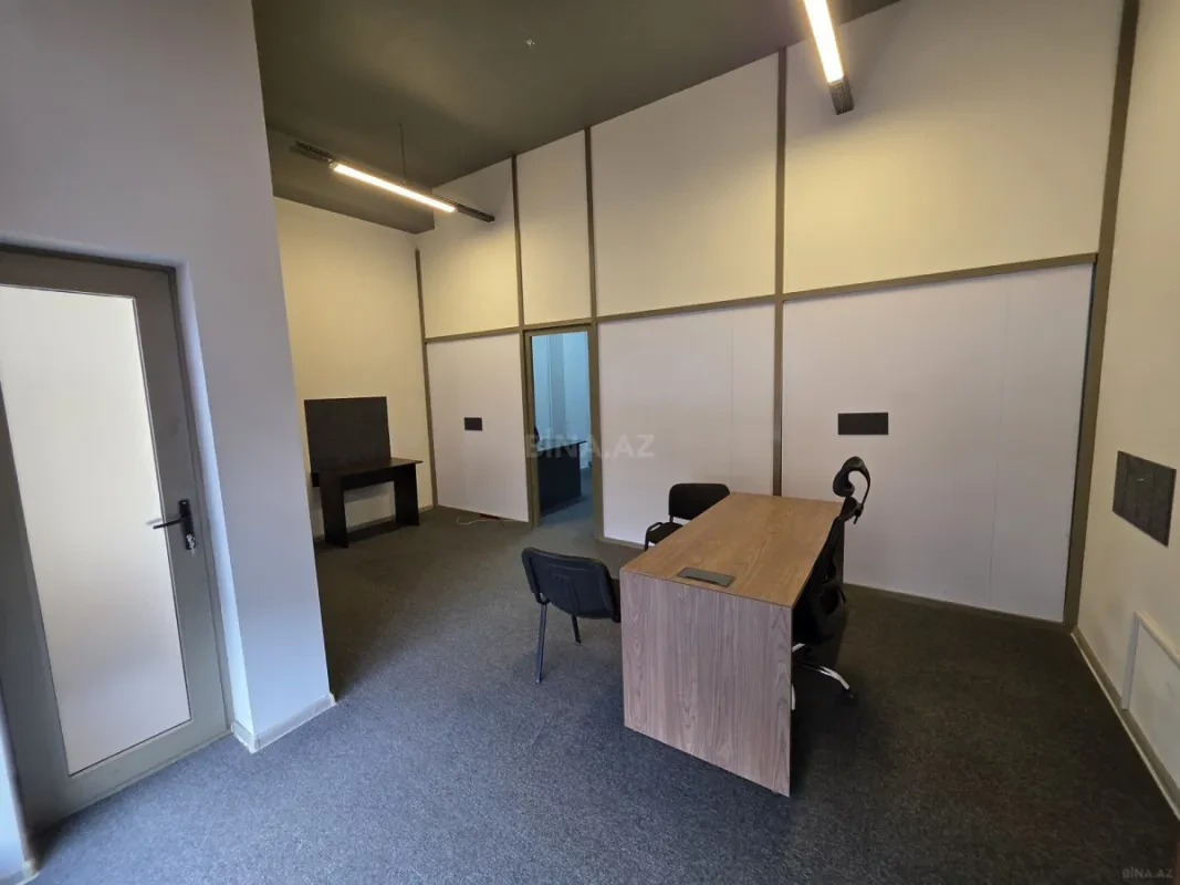 Kirayə verilir 2 otaqlı ofis 65 m²