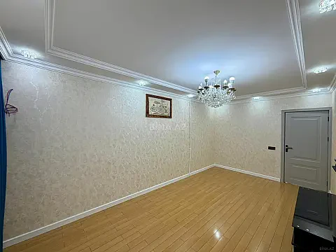 Satılır 3 otaqlı mənzil 65 m²
