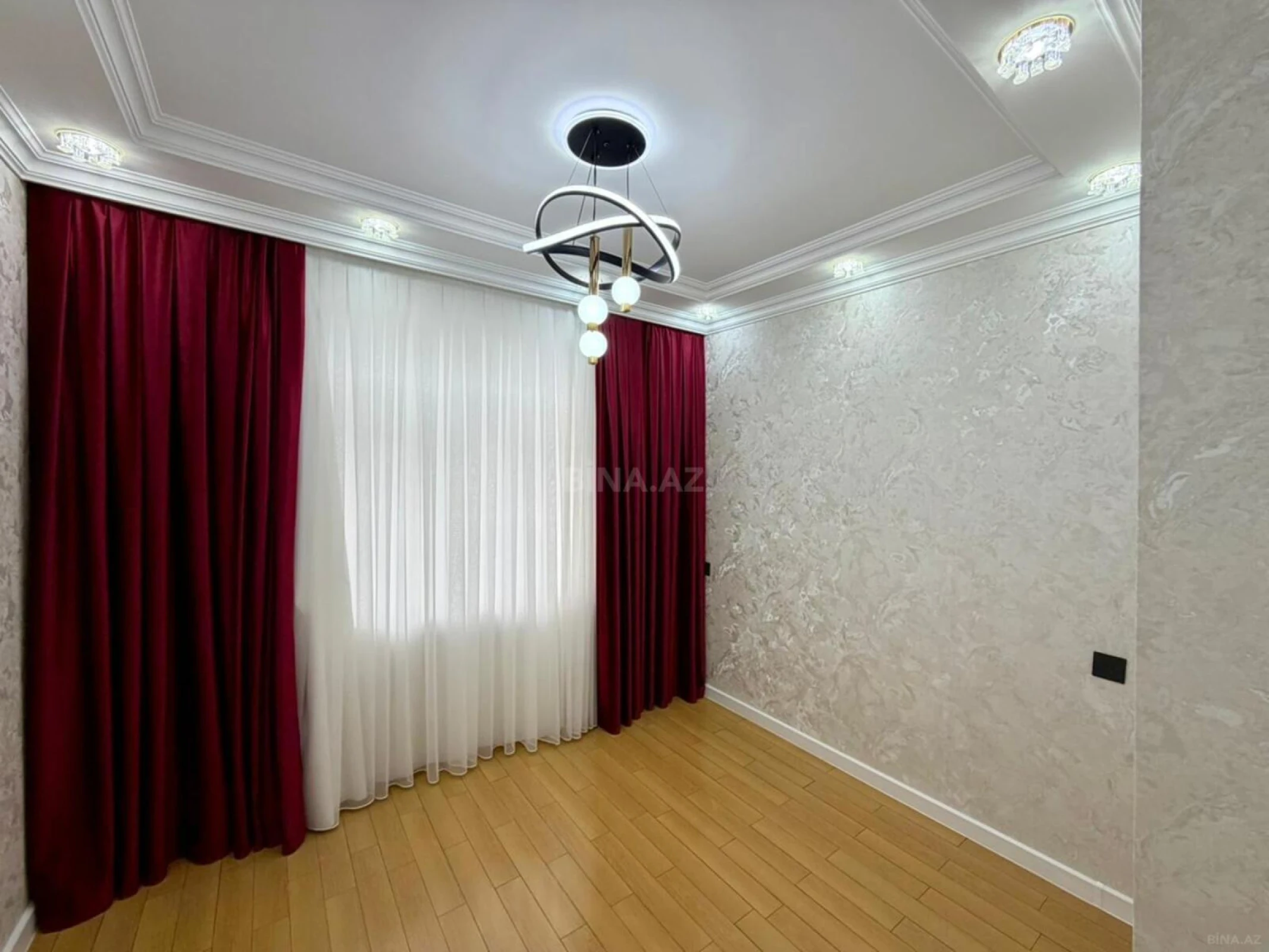 Satılır 3 otaqlı mənzil 65 m²