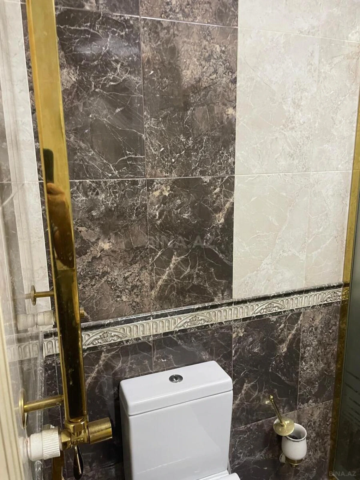 Kirayə verilir 4 otaqlı mənzil 160 m²