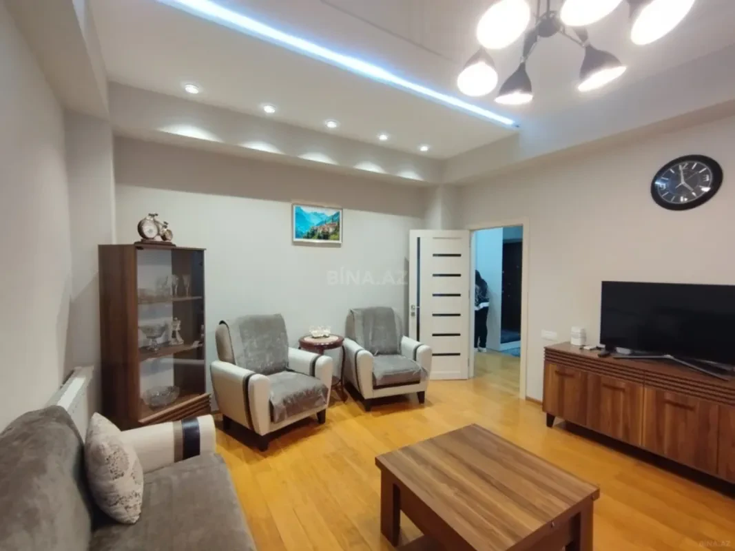Kirayə verilir 3 otaqlı mənzil 100 m²
