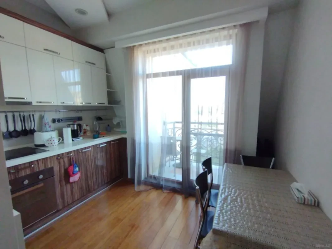 Kirayə verilir 3 otaqlı mənzil 100 m²