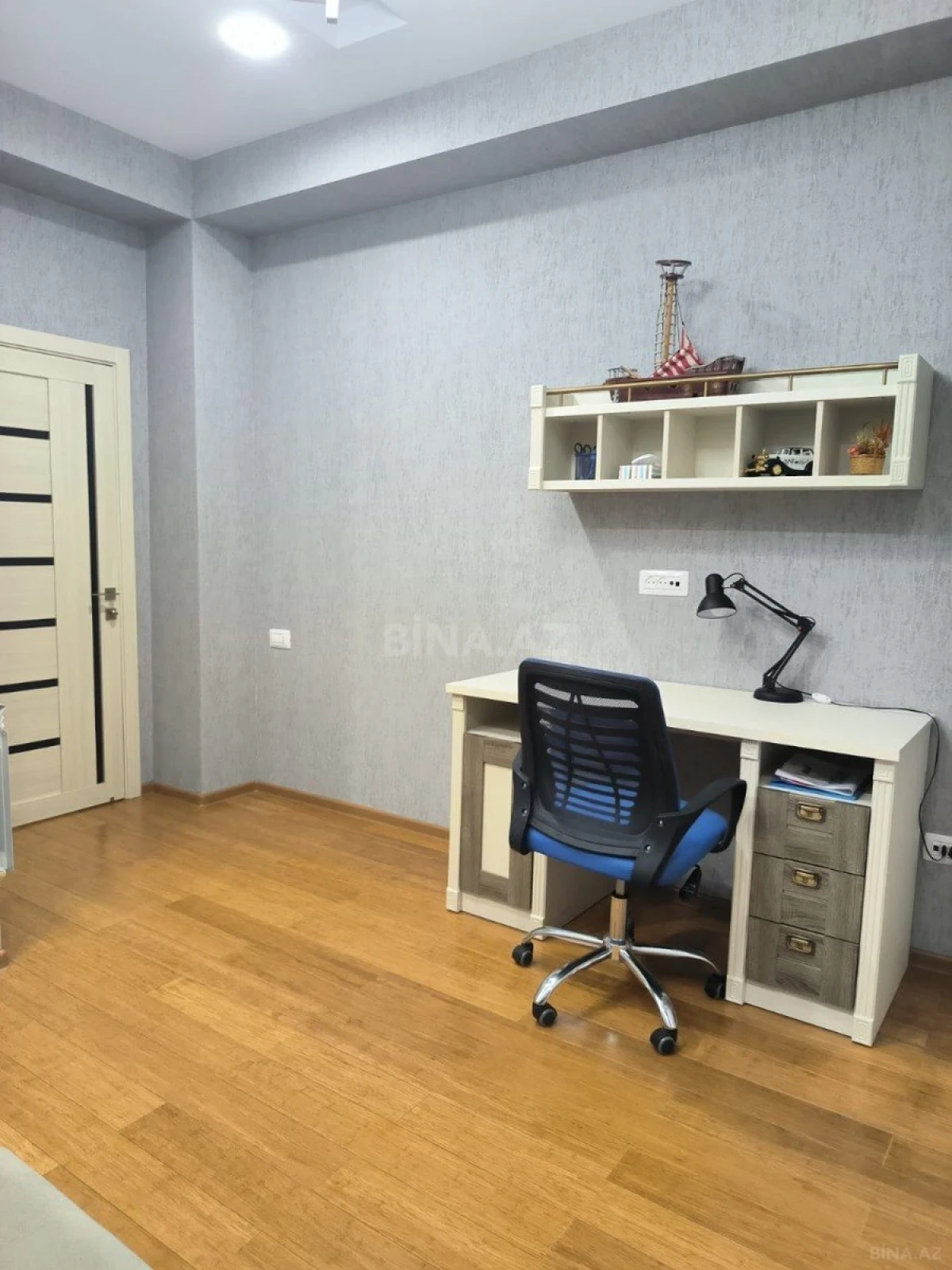 Kirayə verilir 3 otaqlı mənzil 100 m²