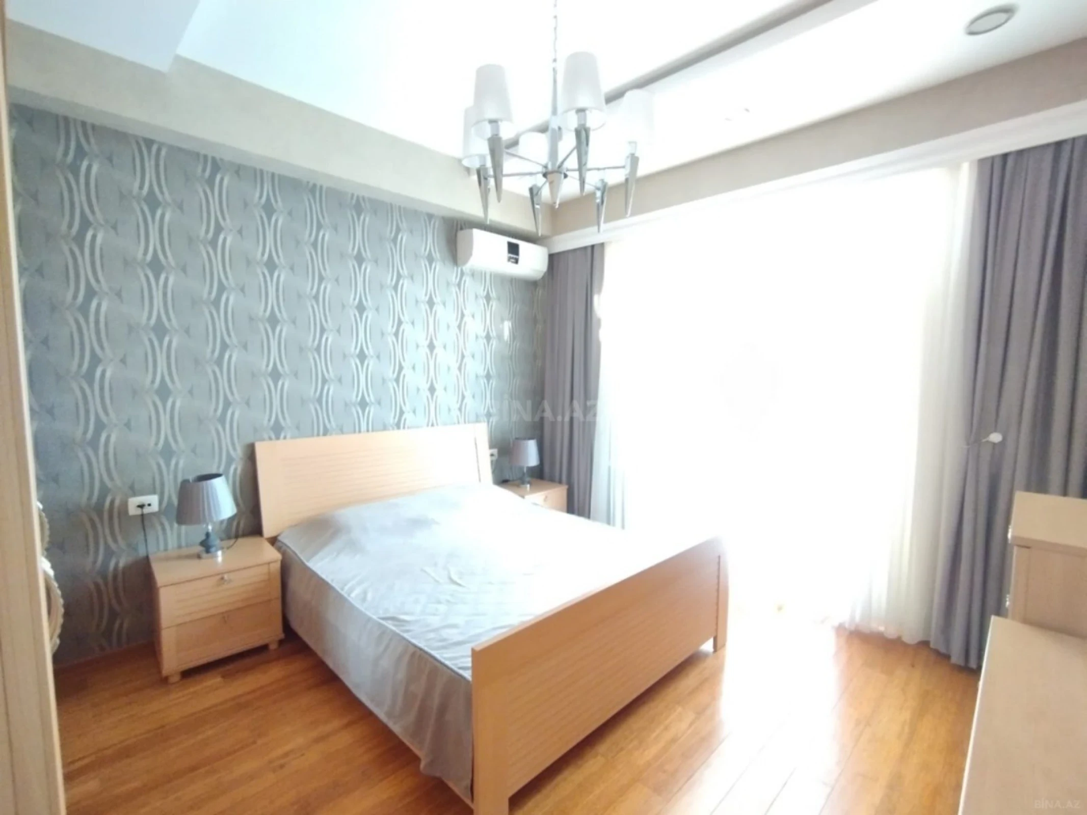 Kirayə verilir 3 otaqlı mənzil 100 m²
