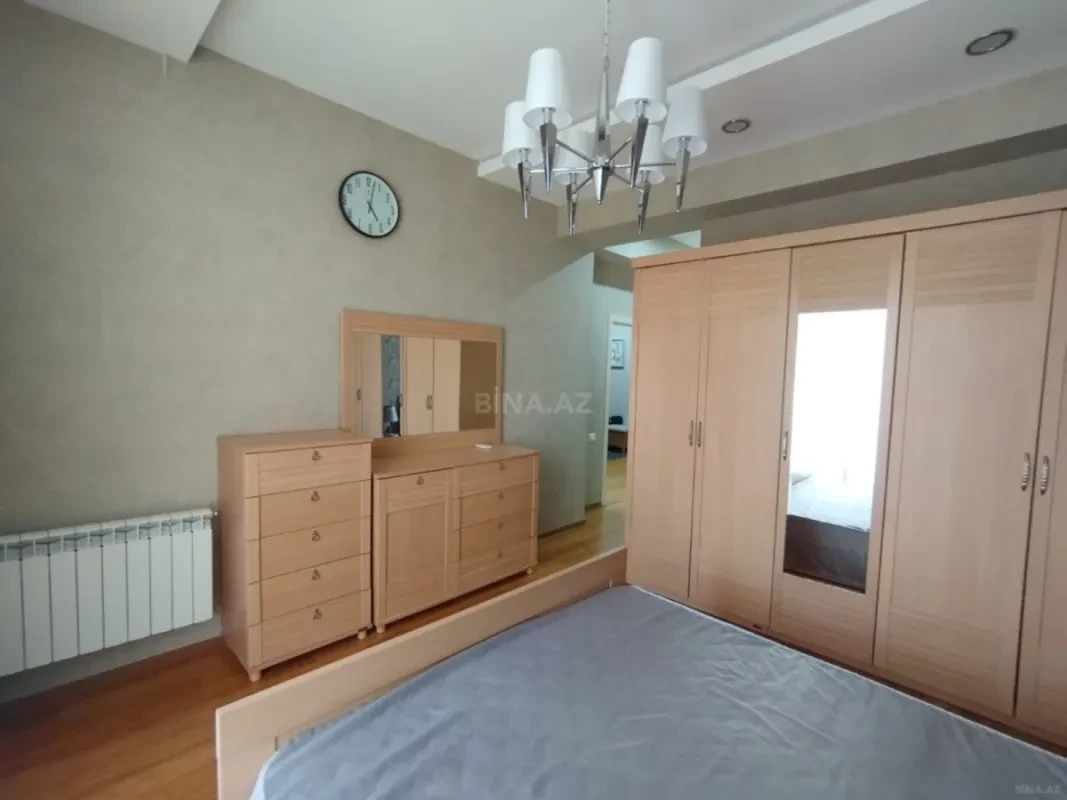 Kirayə verilir 3 otaqlı mənzil 100 m²