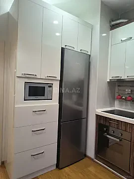 Kirayə verilir 3 otaqlı mənzil 100 m²