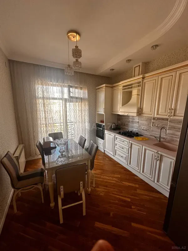 Satılır 2 otaqlı mənzil 90 m²