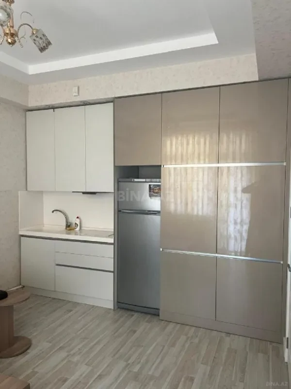 Kirayə verilir 2 otaqlı mənzil 60 m²