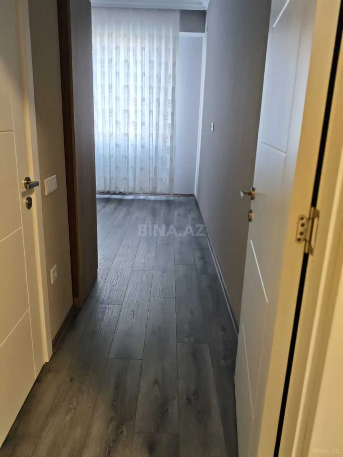 Satılır 3 otaqlı mənzil 96.5 m²