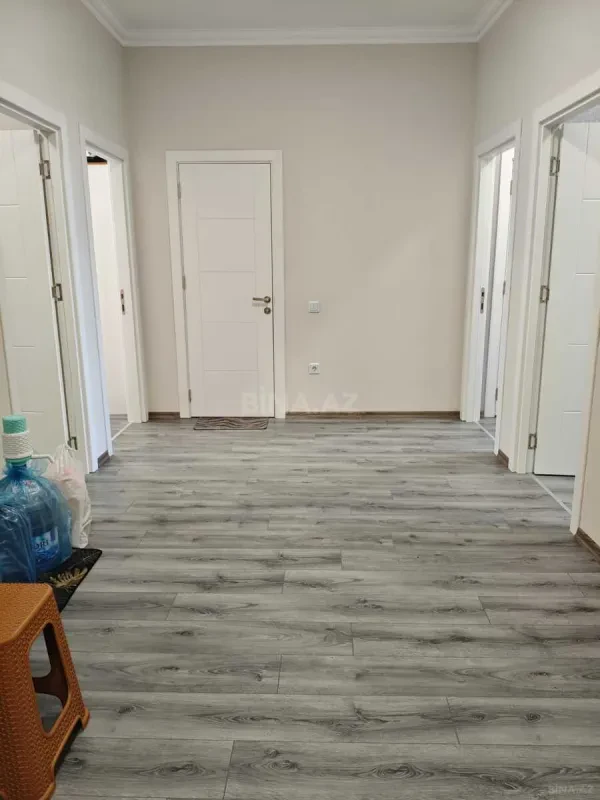 Satılır 3 otaqlı mənzil 96.5 m²