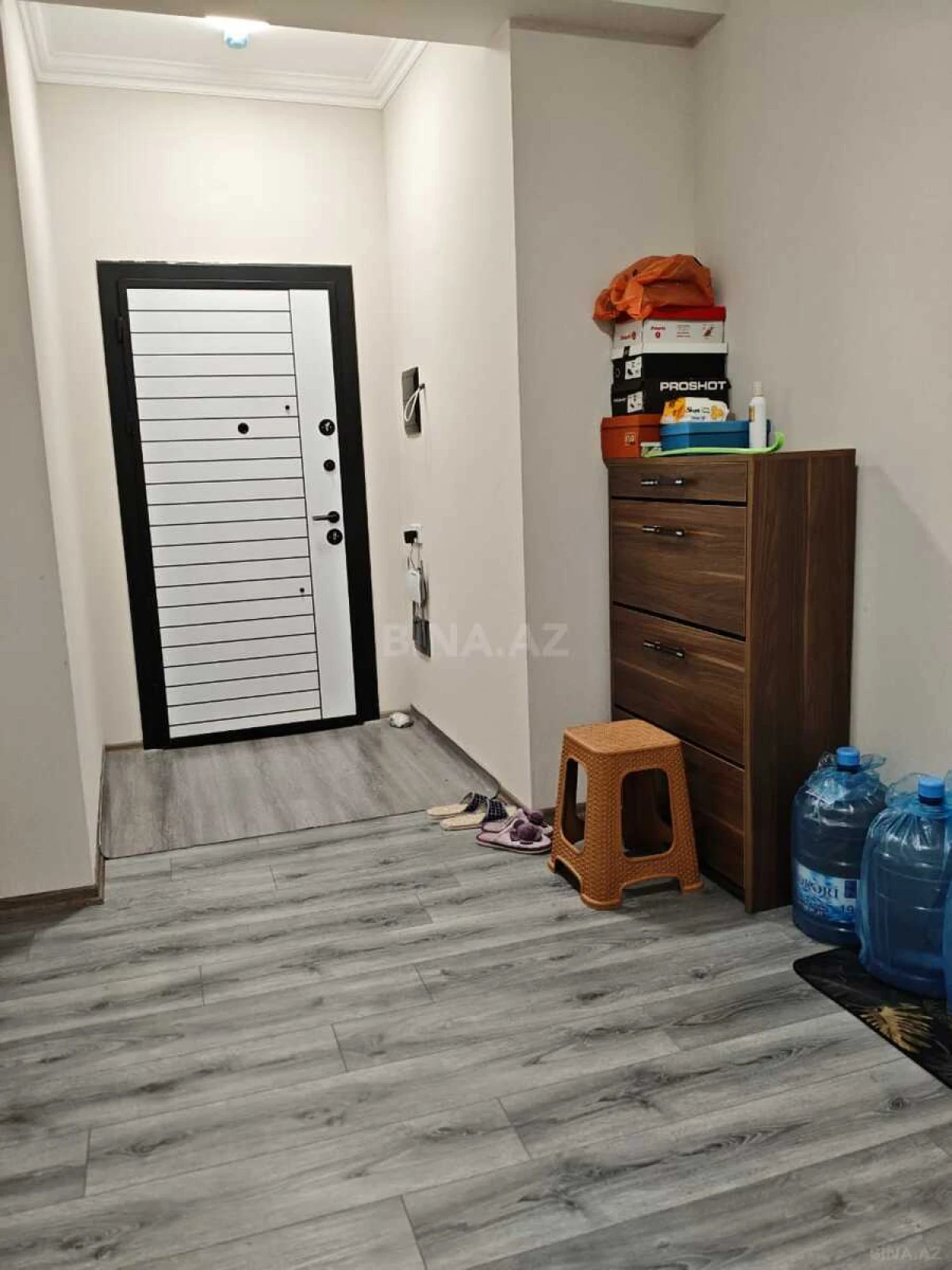 Satılır 3 otaqlı mənzil 96.5 m²