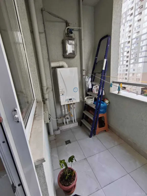 Satılır 3 otaqlı mənzil 96.5 m²