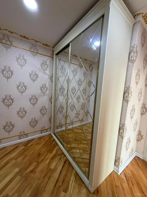 Satılır 3 otaqlı mənzil 100 m²