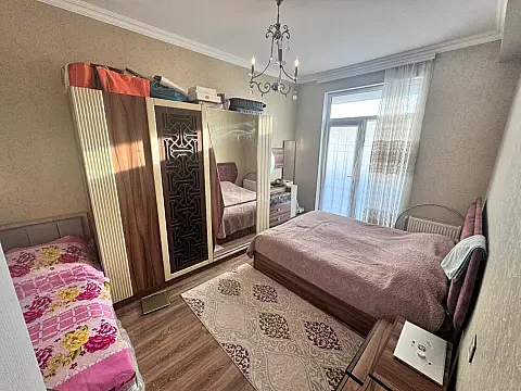 Satılır 3 otaqlı mənzil 88 m²