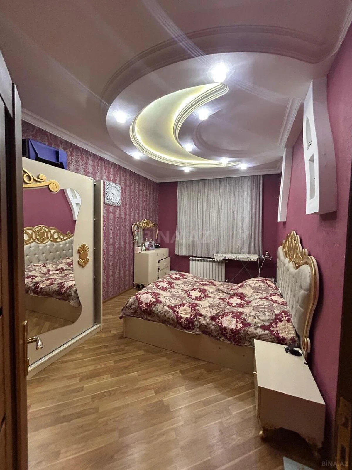 Kirayə verilir 4 otaqlı mənzil 120 m²