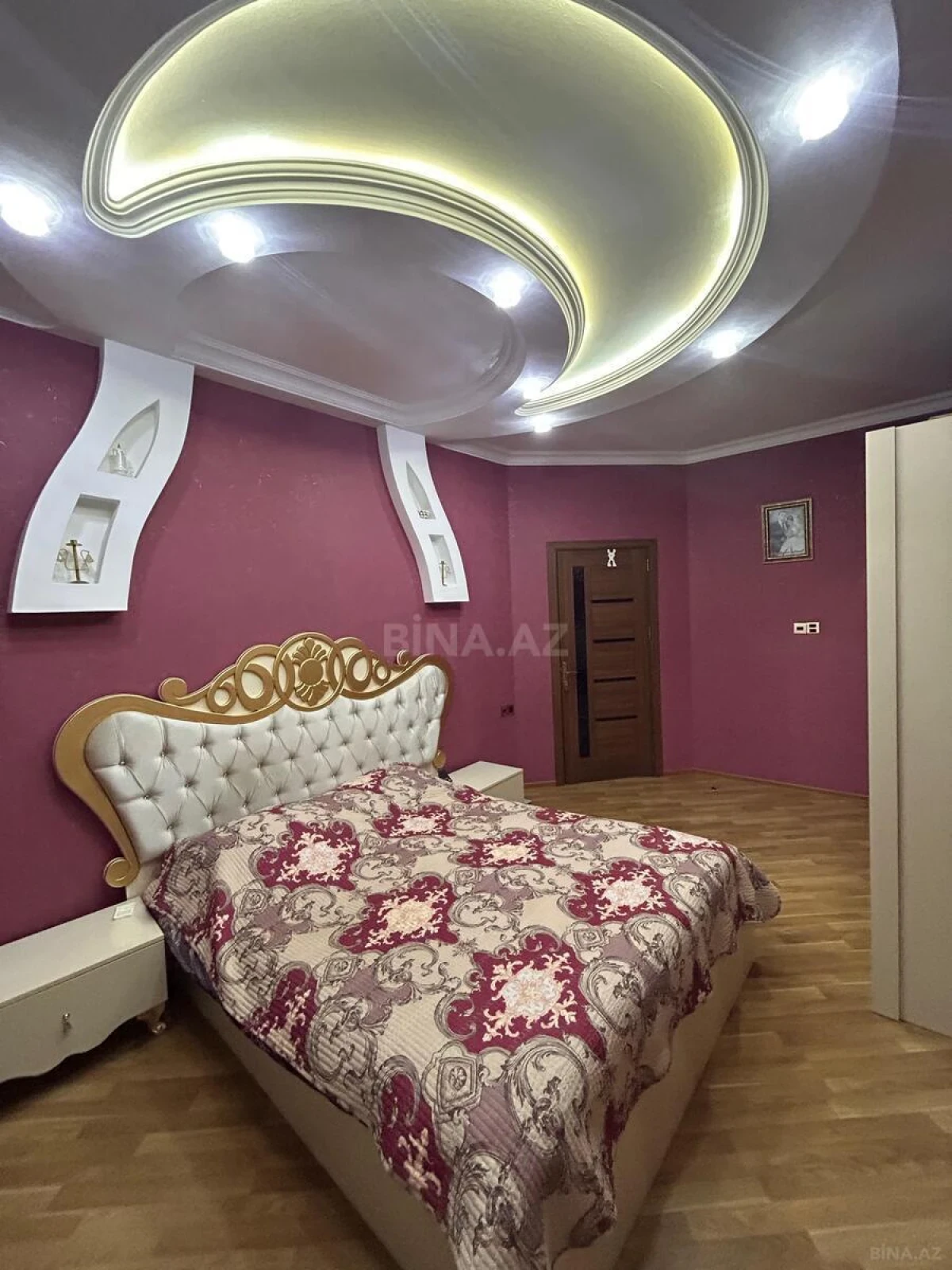 Kirayə verilir 4 otaqlı mənzil 120 m²