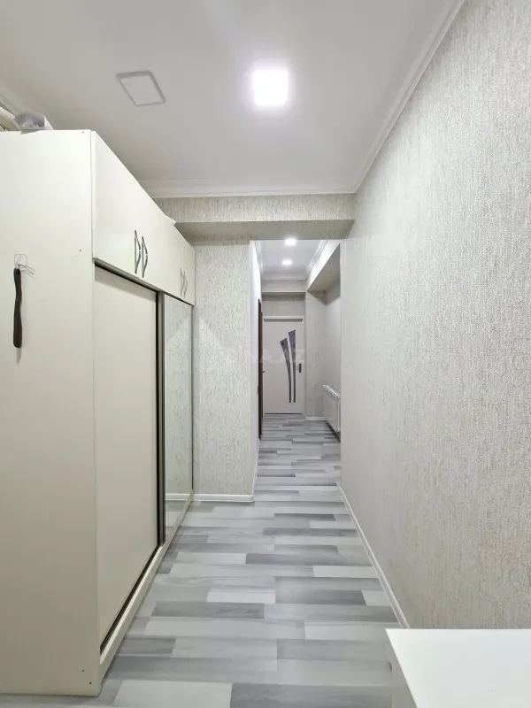 Satılır 2 otaqlı mənzil 59 m²