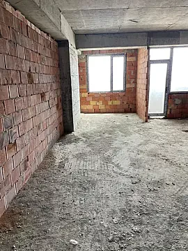 Satılır 2 otaqlı mənzil 76.1 m²