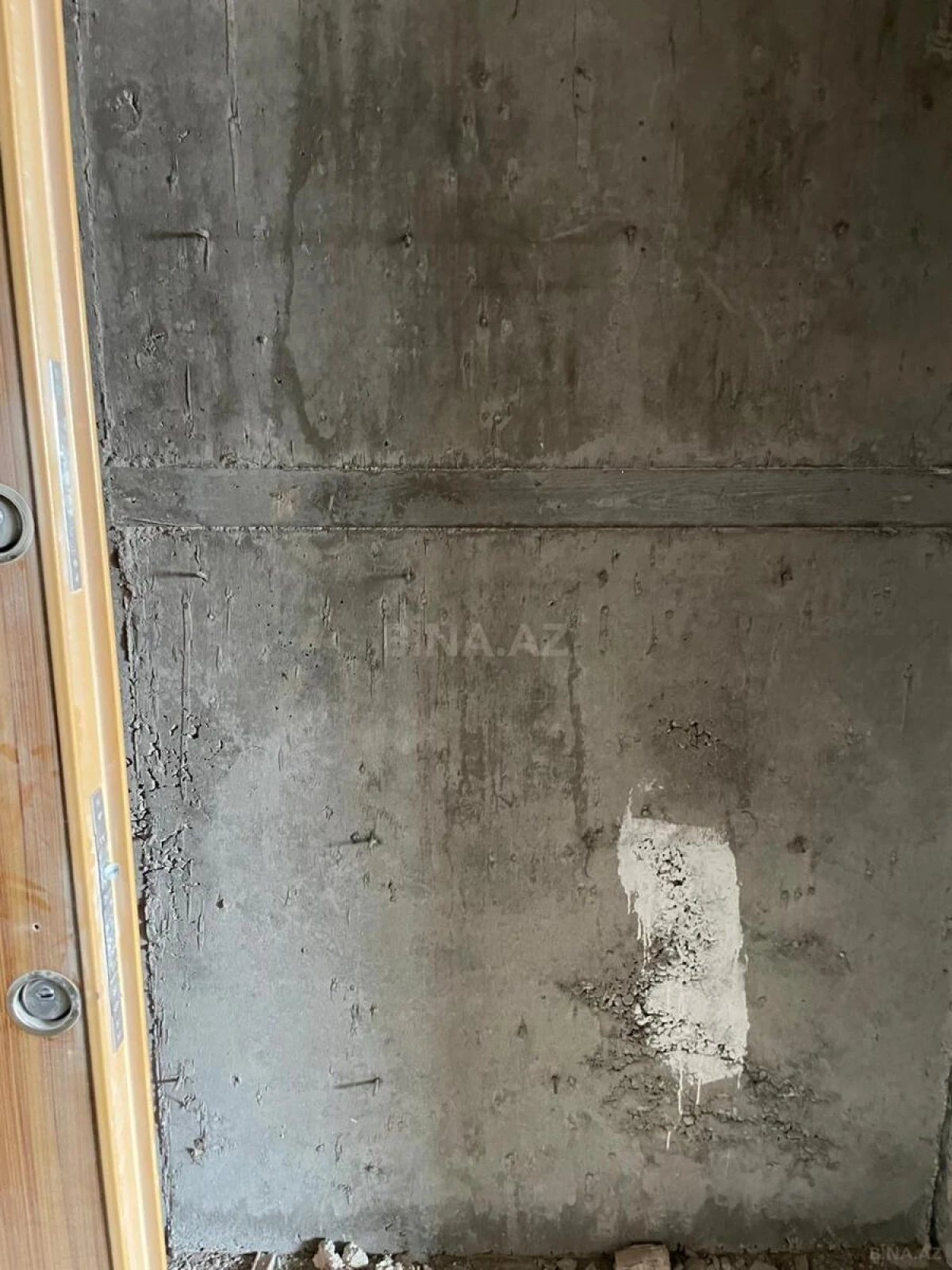 Satılır 2 otaqlı mənzil 76.1 m²