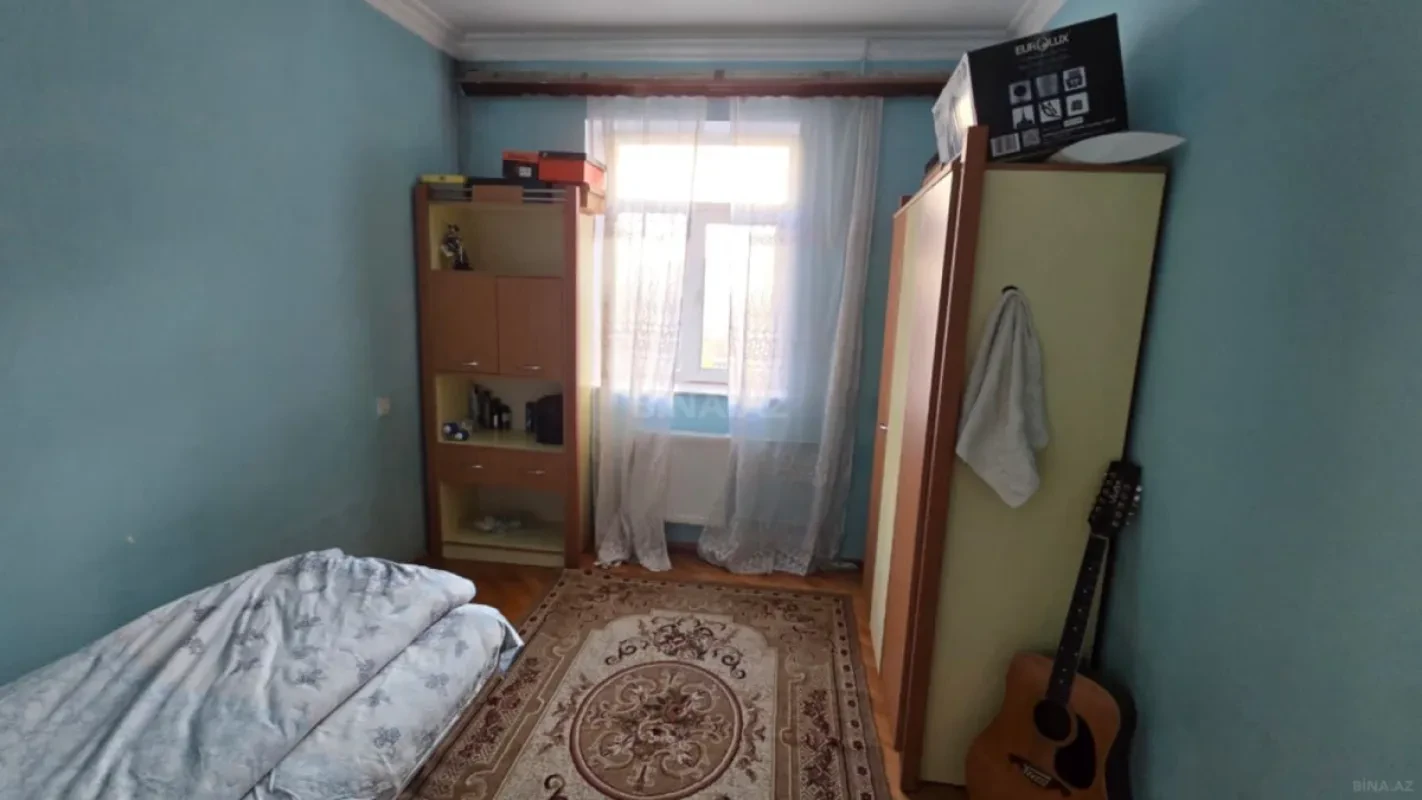Kirayə verilir 4 otaqlı mənzil 110 m²
