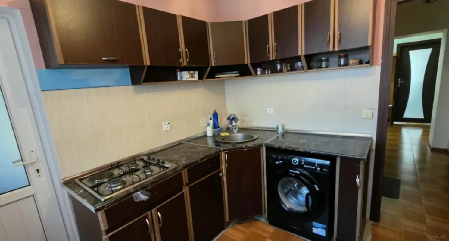 Kirayə verilir 4 otaqlı mənzil 110 m²