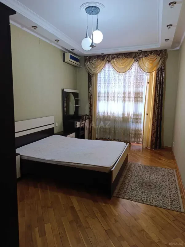 Kirayə verilir 3 otaqlı mənzil 100 m²