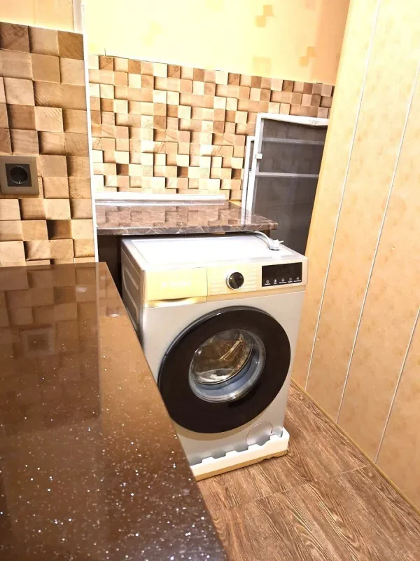 Kirayə verilir 1 otaqlı mənzil 39 m²