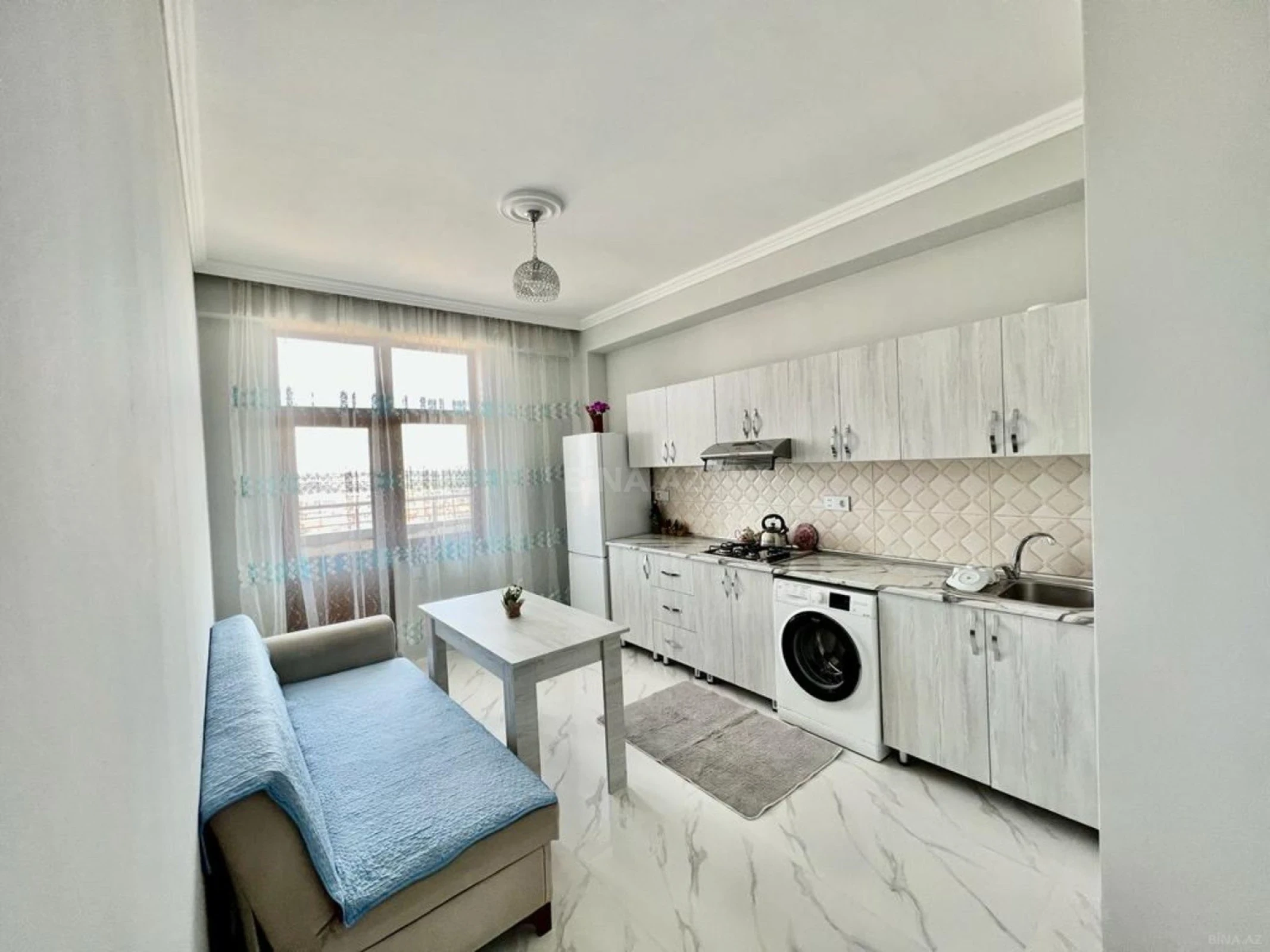 Satılır 1 otaqlı mənzil 52 m²