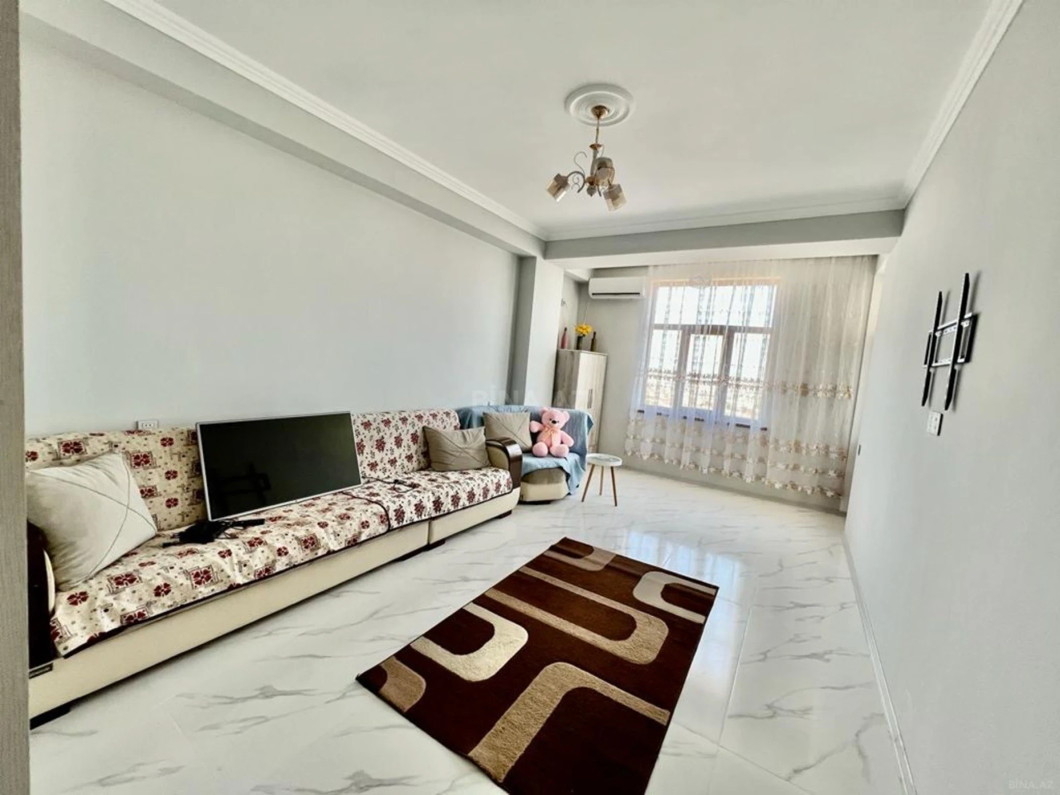 Satılır 1 otaqlı mənzil 52 m²