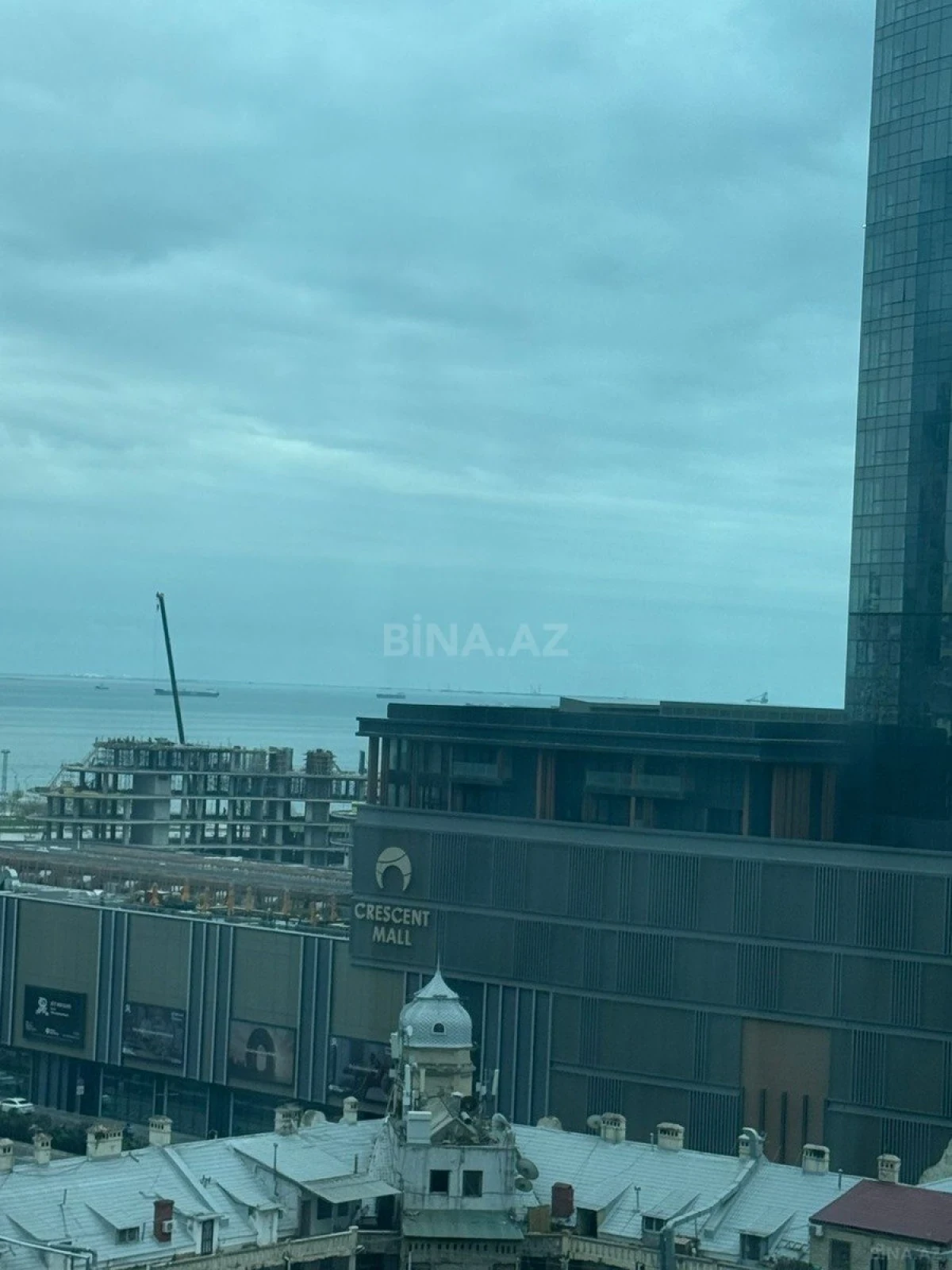 Kirayə verilir 3 otaqlı mənzil 136 m²