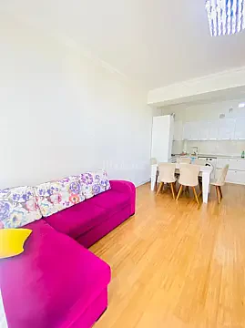 Kirayə verilir 2 otaqlı mənzil 60 m²
