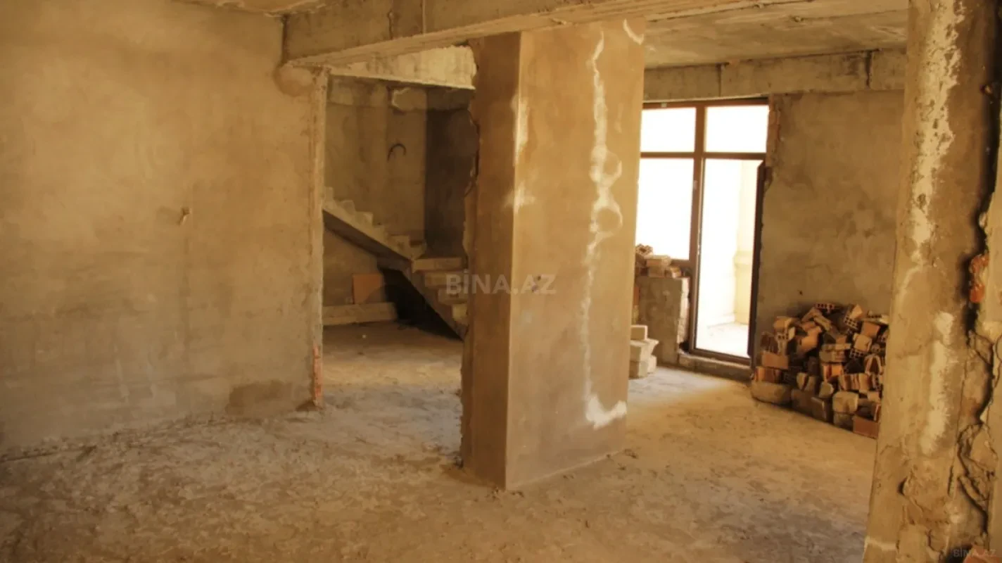 Satılır 2 otaqlı mənzil 256 m²