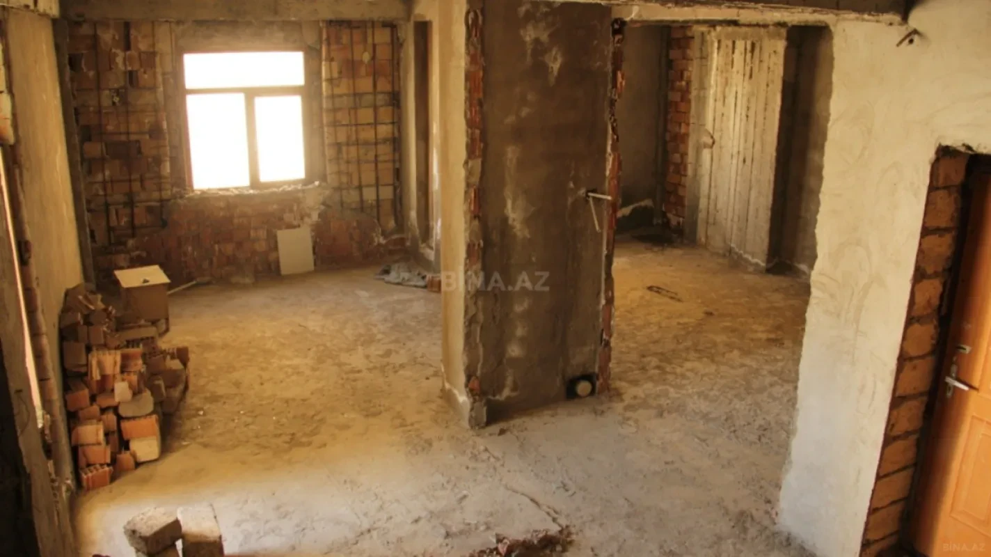 Satılır 2 otaqlı mənzil 256 m²