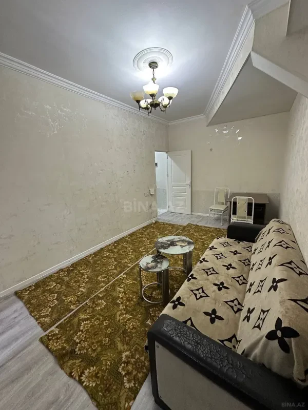 Kirayə verilir 2 otaqlı mənzil 60 m²