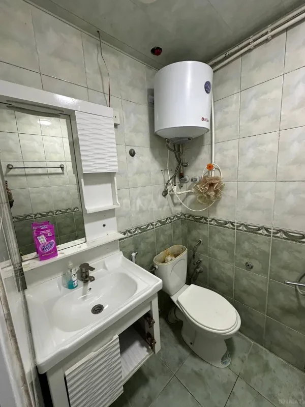 Kirayə verilir 2 otaqlı mənzil 60 m²
