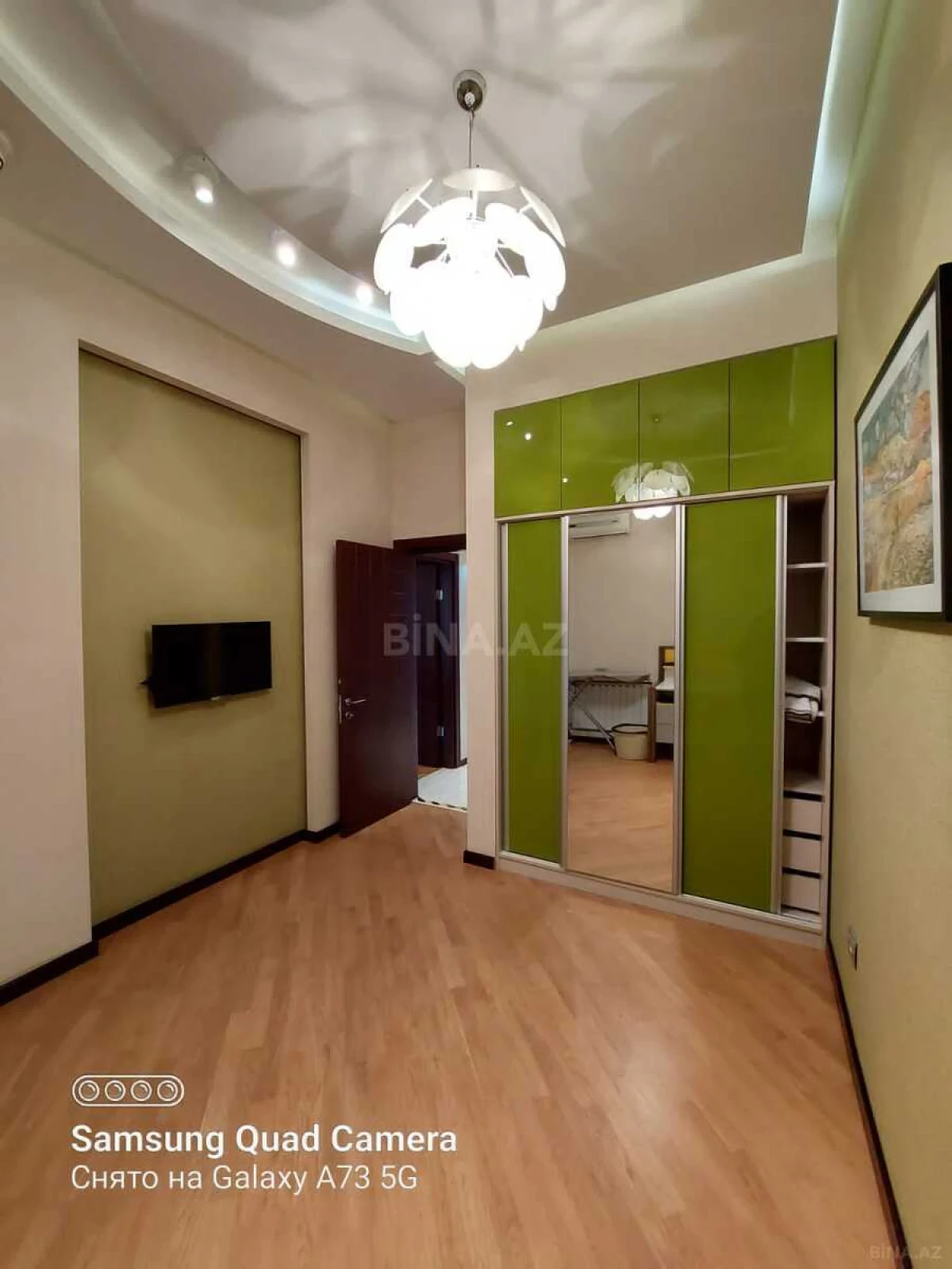 Kirayə verilir 3 otaqlı mənzil 120 m²