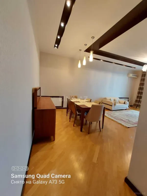 Kirayə verilir 3 otaqlı mənzil 120 m²