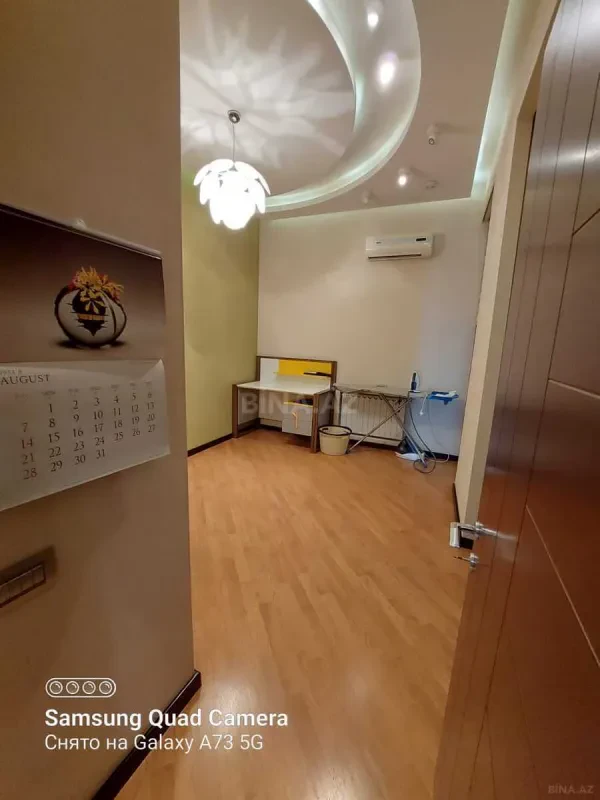 Kirayə verilir 3 otaqlı mənzil 120 m²