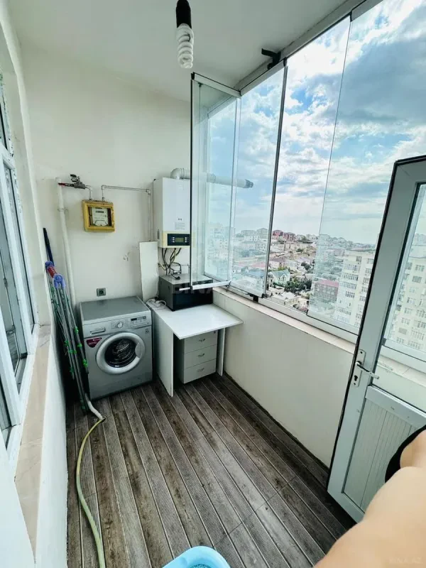 Satılır 3 otaqlı mənzil 101 m²