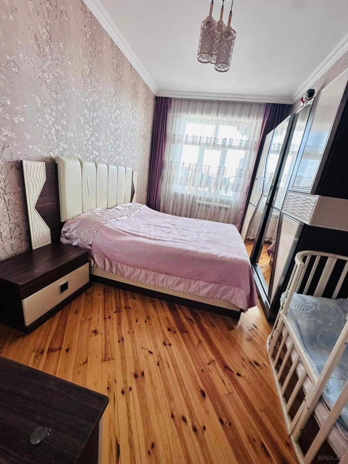 Satılır 3 otaqlı mənzil 101 m²