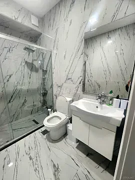 Kirayə verilir 2 otaqlı mənzil 85 m²