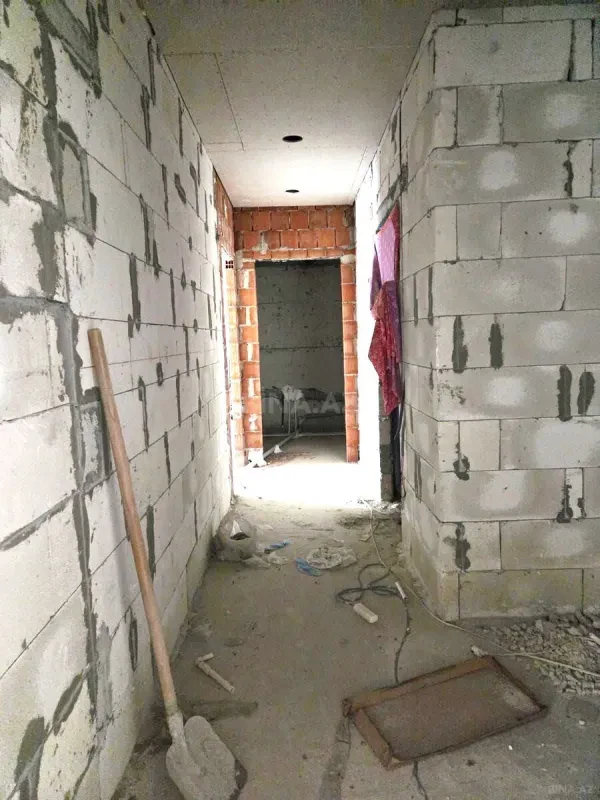 Satılır 2 otaqlı mənzil 90 m²