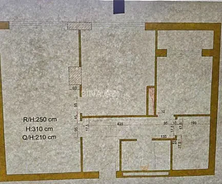 Satılır 2 otaqlı mənzil 90 m²