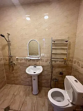 Kirayə verilir 1 otaqlı ofis 25 m²