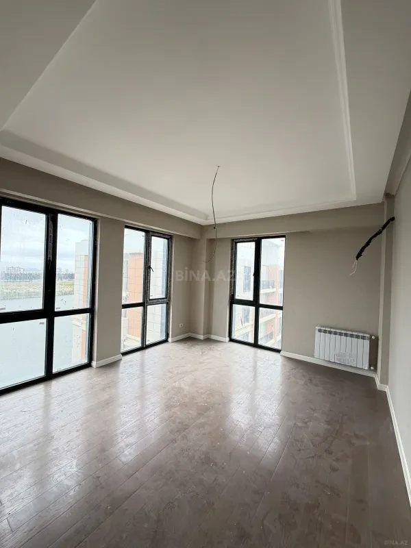 Satılır 3 otaqlı mənzil 84 m²