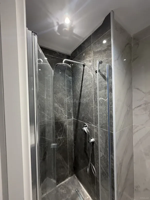 Satılır 3 otaqlı mənzil 84 m²