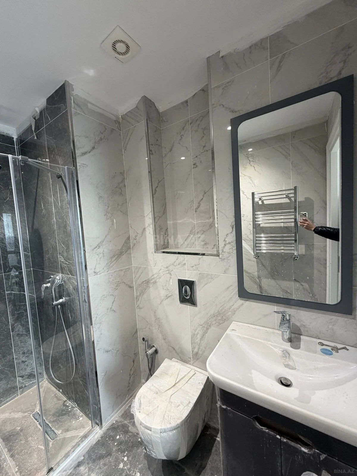 Satılır 3 otaqlı mənzil 84 m²