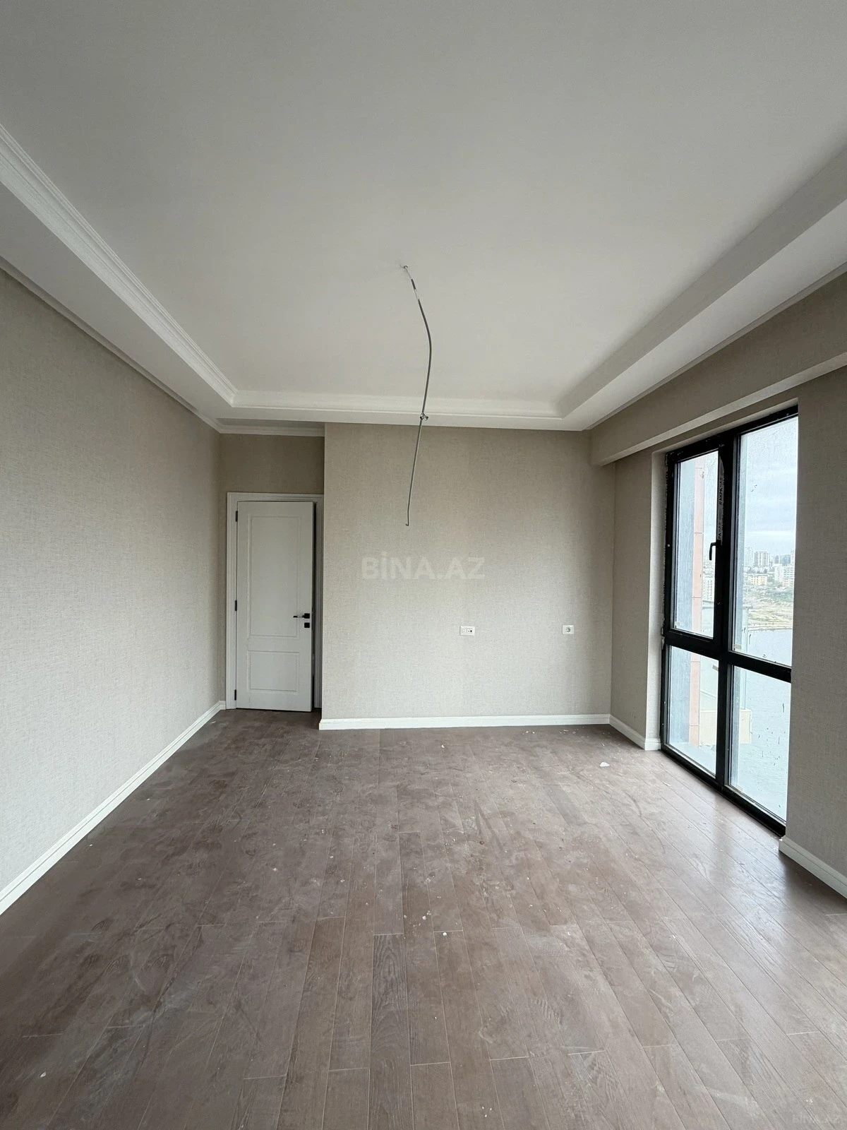 Satılır 3 otaqlı mənzil 84 m²
